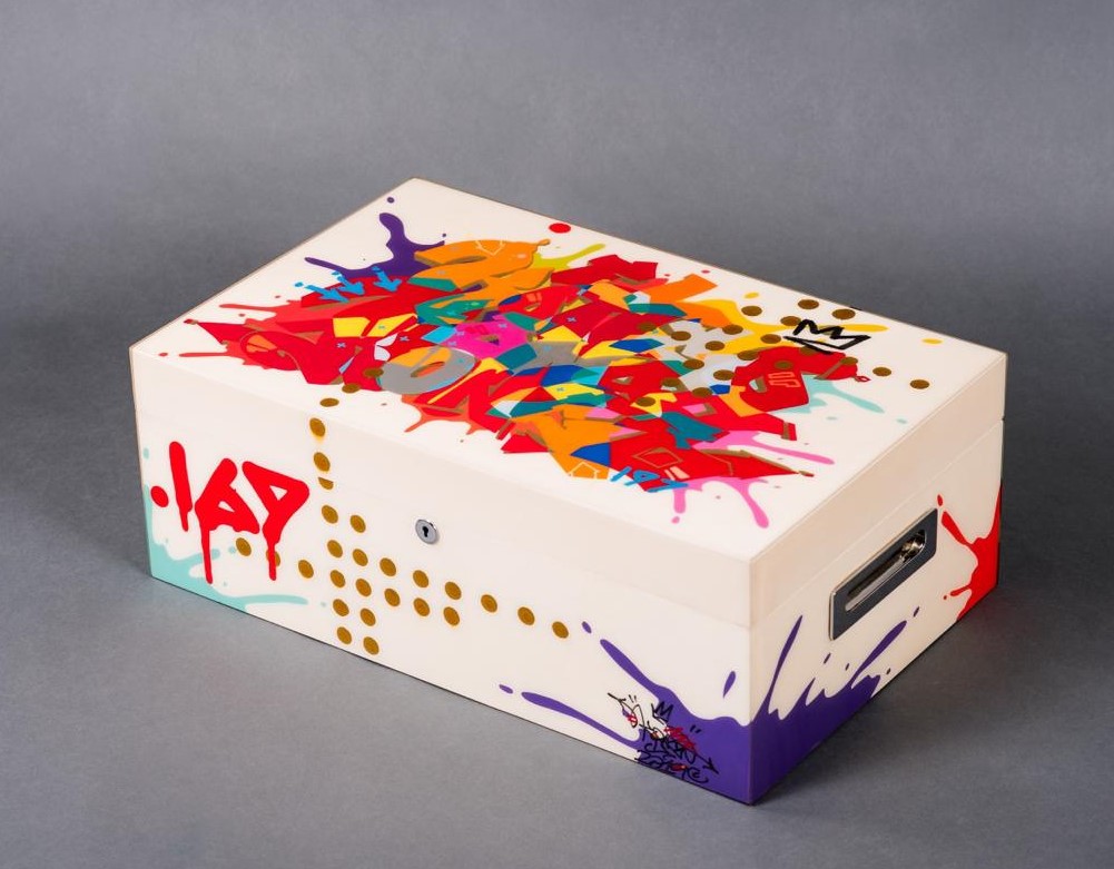 HUMIDORS & CIGARS EL KONGO